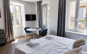 Nik Studio Apartments