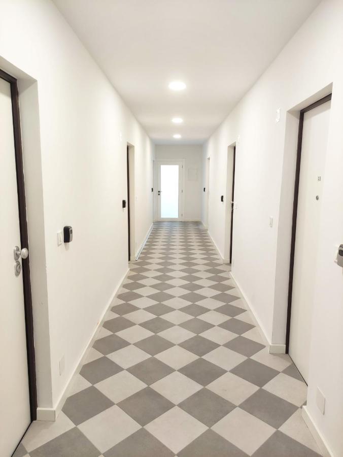 Nik Studio Apartments Pula Exterior foto